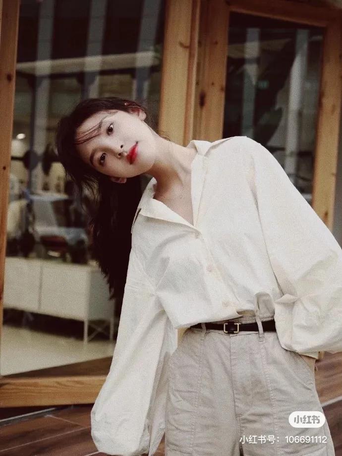 如夏日初恋般感觉的章若楠