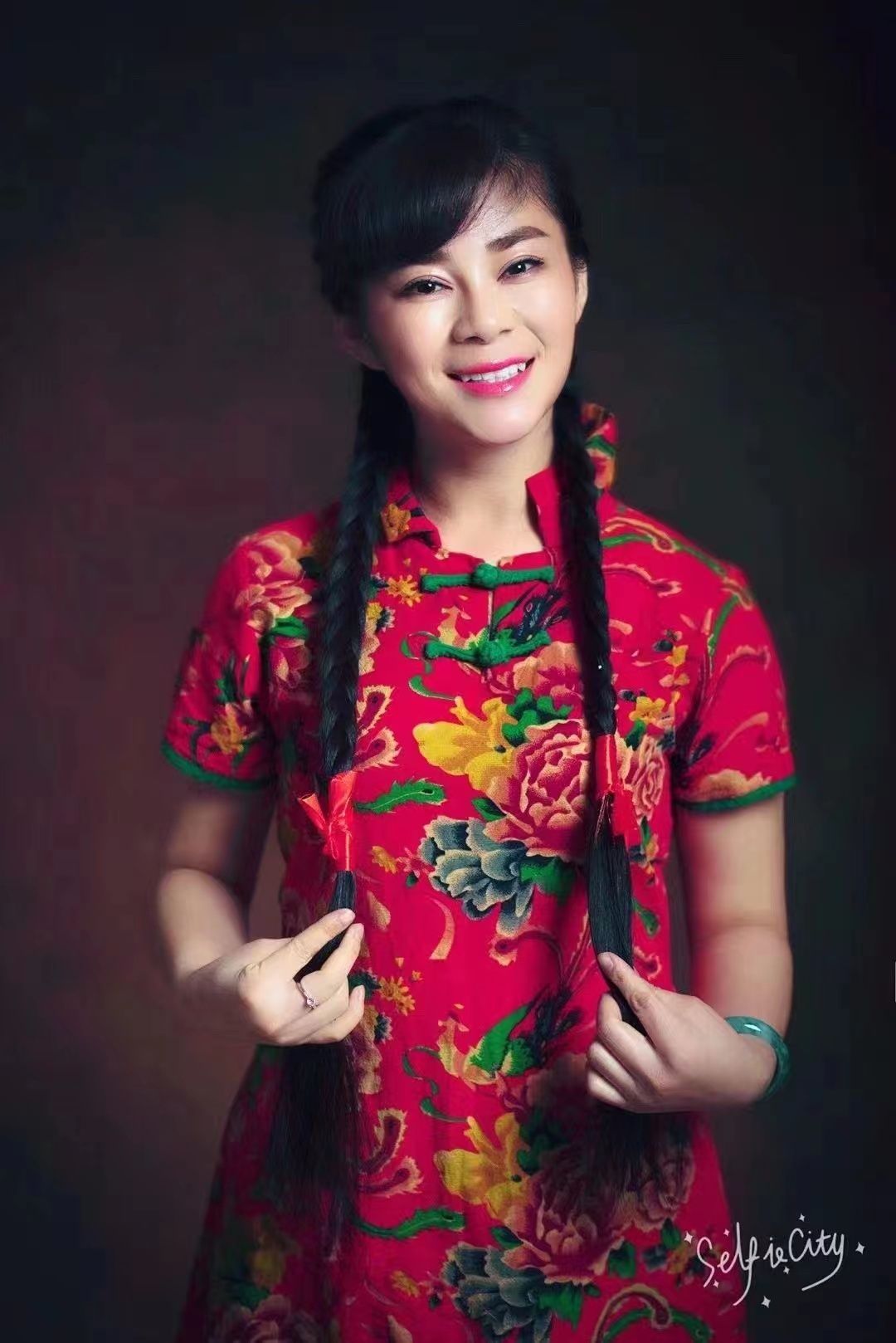 丁红娥：“百位好民星唱响草原好品牌”系列活动上榜品牌