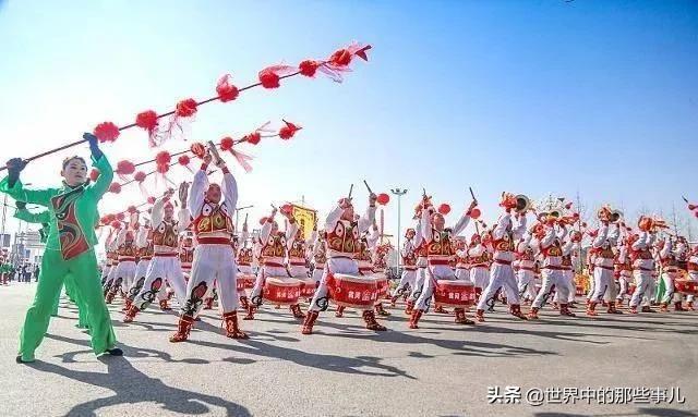 什么是割韭菜网络用语（揭秘割韭菜的心理结构）