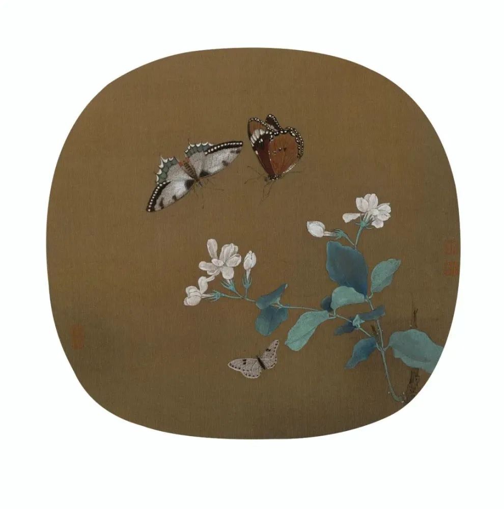 款款翩翩，不疑春深画中