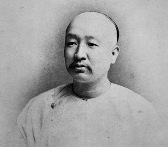 民国第一败家子，父亲是晚清首富，岳父是民国总理，晚年饿死街头