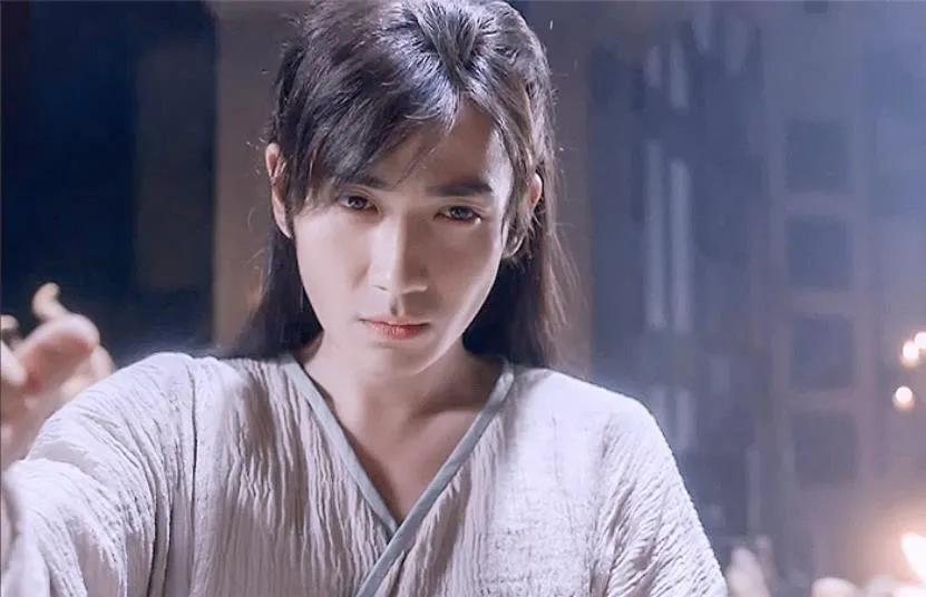 古装封神的男演员，古装扮相大气端庄