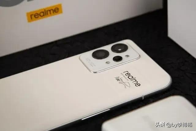 骁龙8处理器有多强悍，看看这几款旗舰手机表现