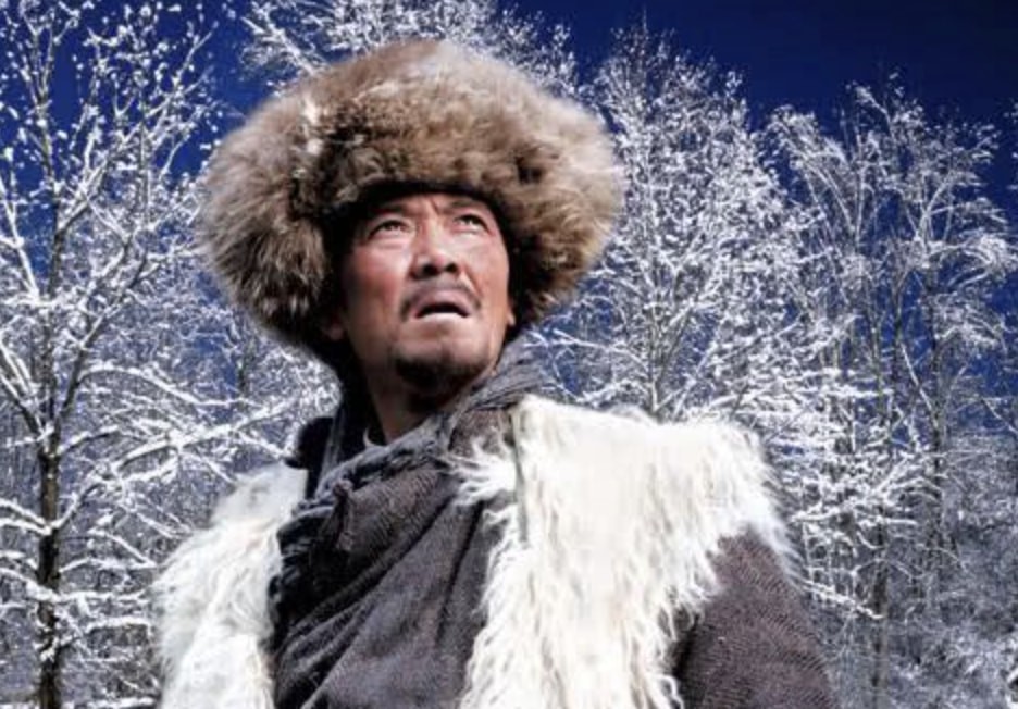 藏族演员多布杰：出道34年不开豪车不用助理，老戏骨的坚守和幸福