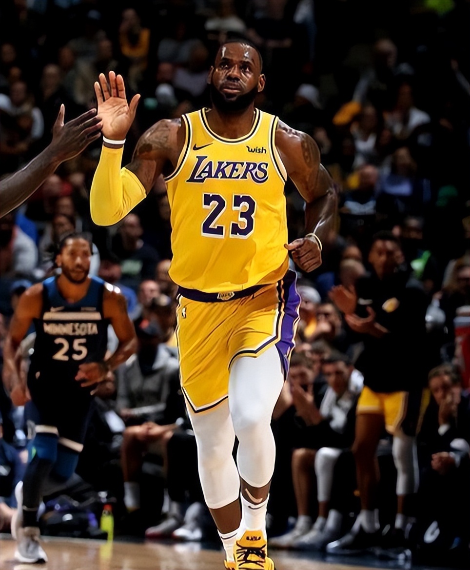 最强nba哪些有完美投篮(NBA最强状元阵容是谁？中锋奥尼尔 分卫艾弗森 别人怎么玩？)