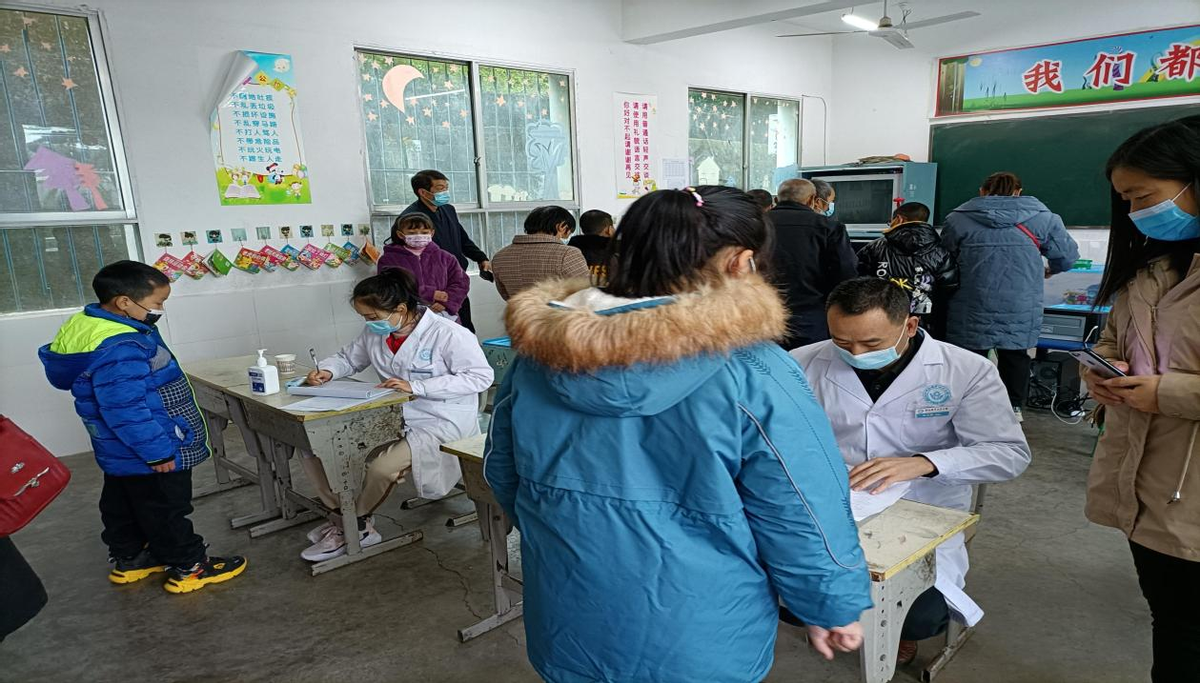 剑阁县柳沟镇卫生院全面开展3-11岁儿童新冠病毒疫苗工作