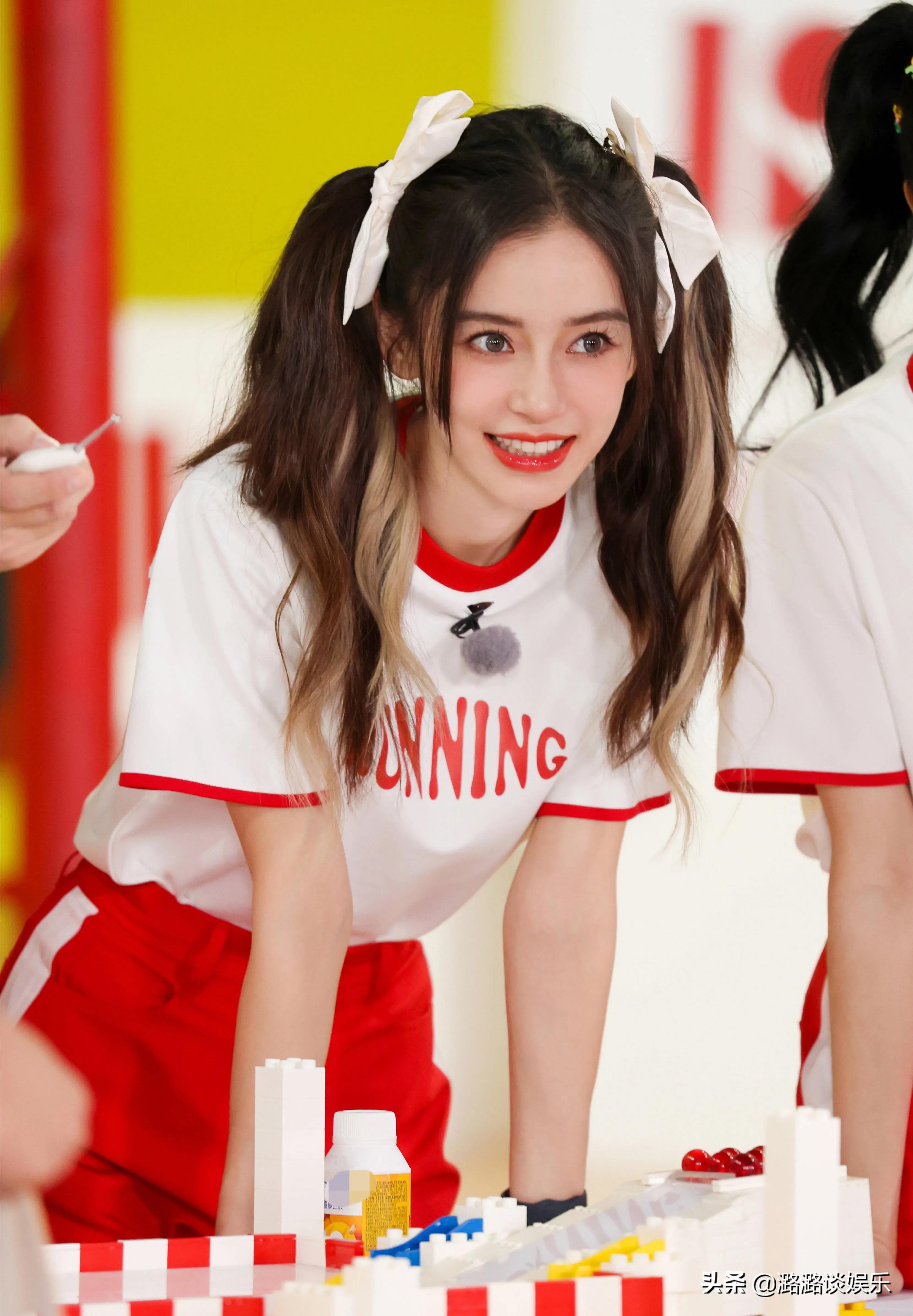 跑男迎来冠军团踢馆，“布谷cp”惊喜同框，满满的回忆杀