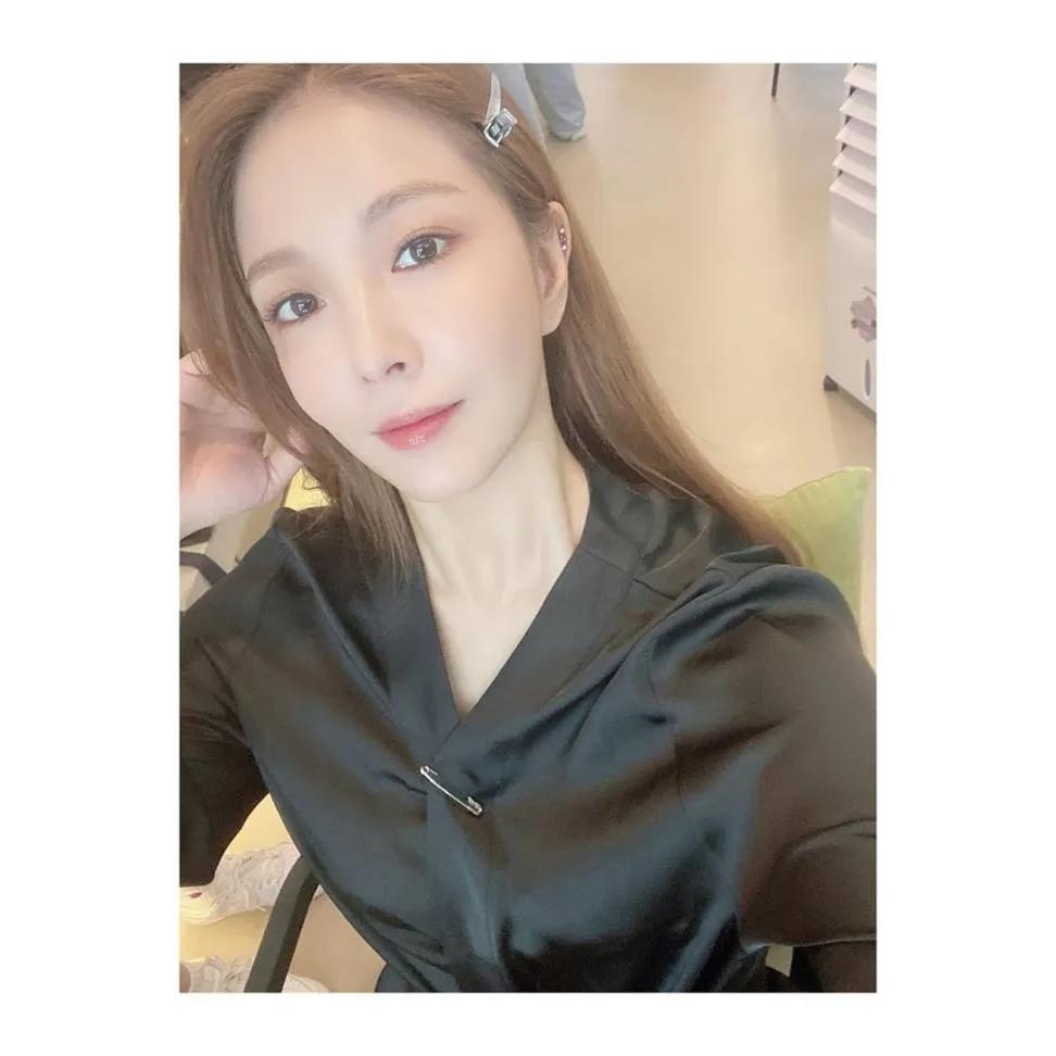 韩国天后宝儿，虽然个子不高，但气场实在是太强大了