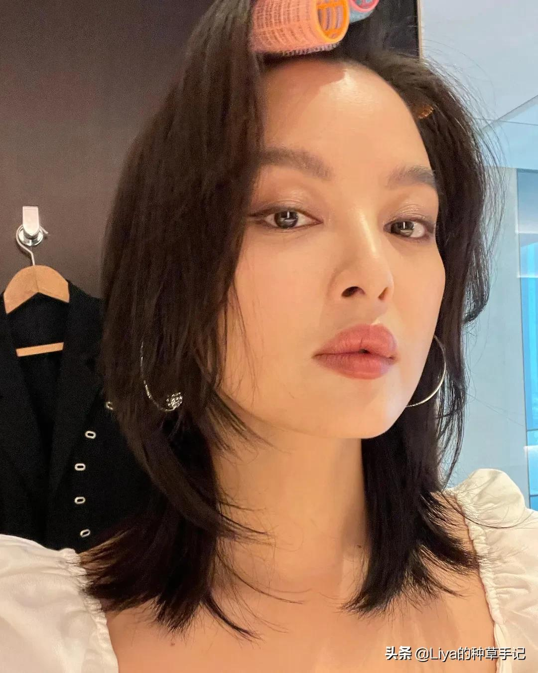 为什么女生每年年底总要烫一次头发?