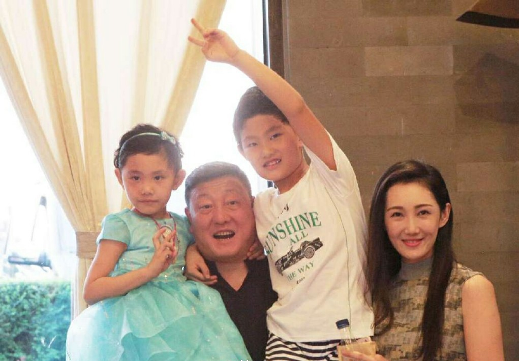 韩磊：苦追王燕2年，39岁终于得偿所愿，结婚16年感情仍如胶似漆