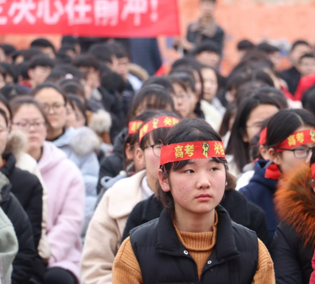 河南一本率居于全国末尾，有人建议调整招生比例，网友却另有想法