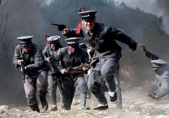 萧劲光赴苏联学军事，被陈独秀批评：你们学军事，想当军阀？