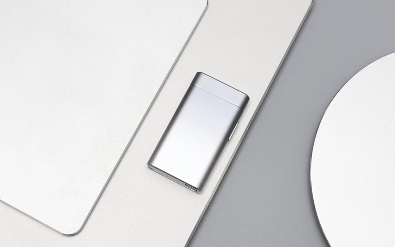 极蜂等离子电弧打火机体验：不用充气，可以重复使用，高端又好用