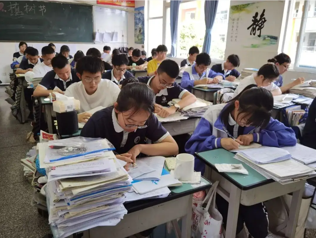 2022有可能是最难“高考年”，报考难度增加，考生和家长需要重视