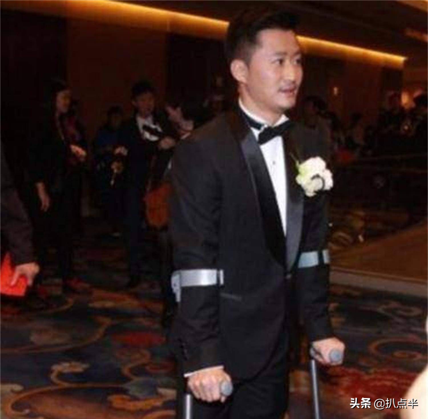 爆了、凉了、绿了、糊了？7年后再看黄晓明的明星伴郎团，真魔幻