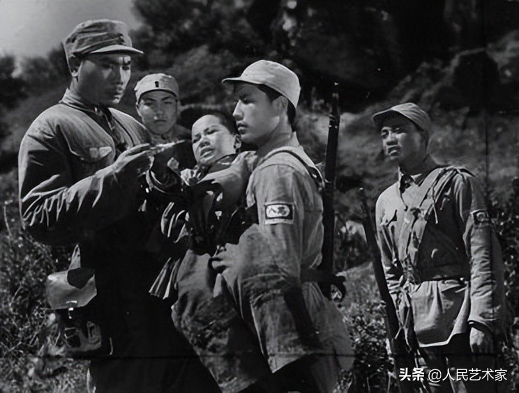 他是清华和耶鲁的高材生，为中国的话剧、电影事业鞠躬尽瘁，与歌唱家周小燕喜结连理，却难逃特殊时期的厄运