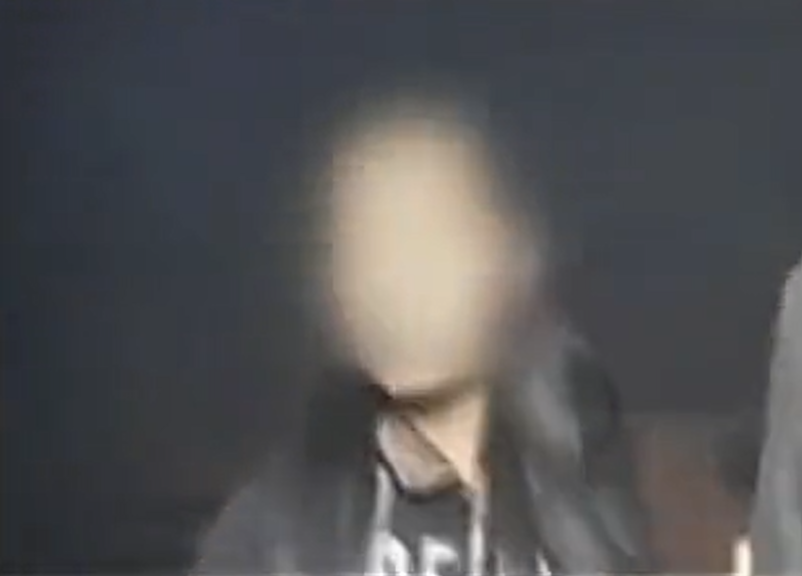 云南13岁女孩叛逆离家，被人