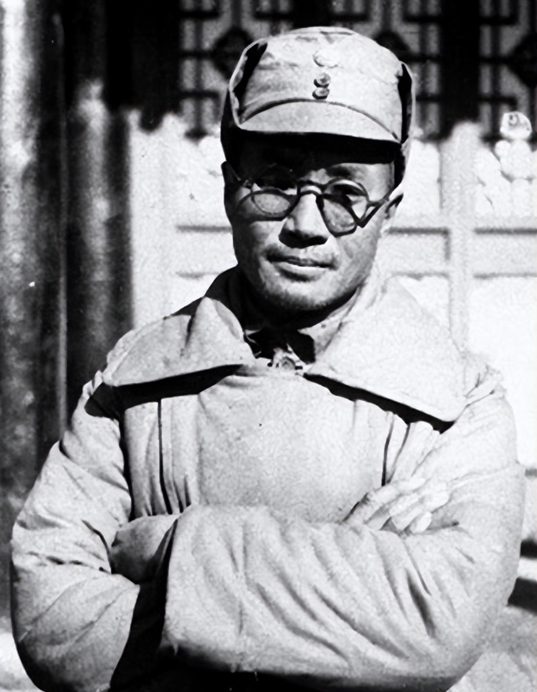 57年刘伯承收到中央任命状，因何致信毛主席辞职：请免去我的职位