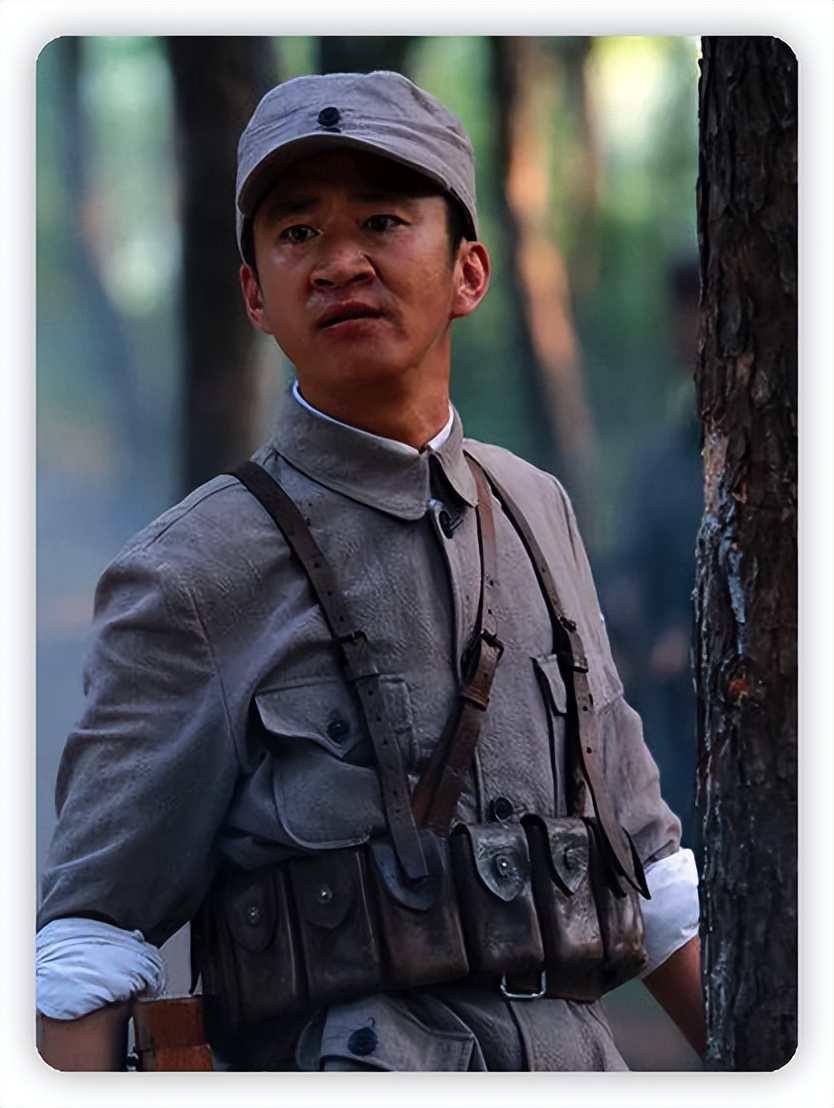 戏骨王挺回应质疑，否认自己痛恨神剧演员，厌恶抗日剧行业被诋毁