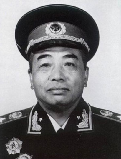 十大元帅，单论战功谁排第一？毛主席又给予了他们怎样的评价？
