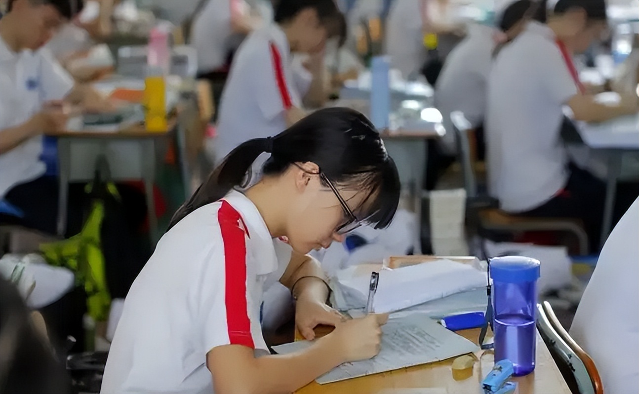 2022年高考时间公布，上海考试时间有变动，考生和家长要提前了解