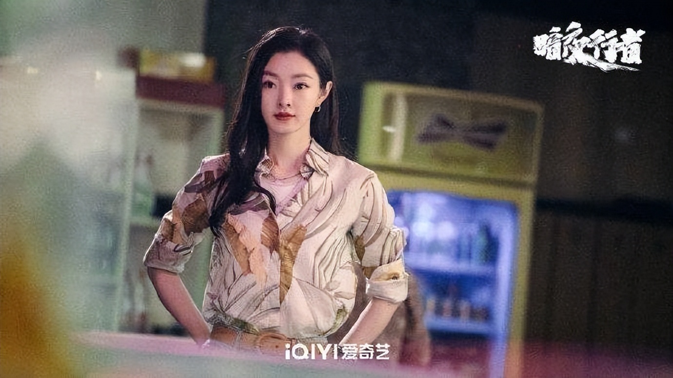 缉毒剧中的黑马《暗黑行者》首播，老牌港星，宋轶女大佬气场全开