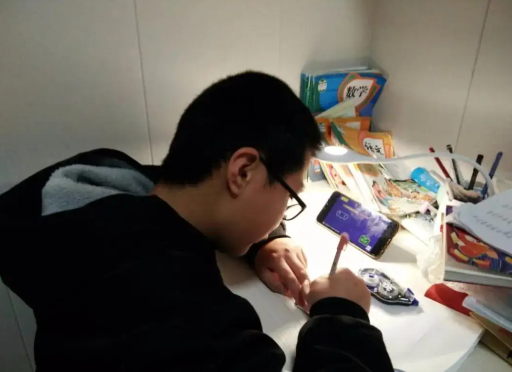 辽宁省的好消息来了，多地“线下教学”时间确定，家长们欢呼雀跃