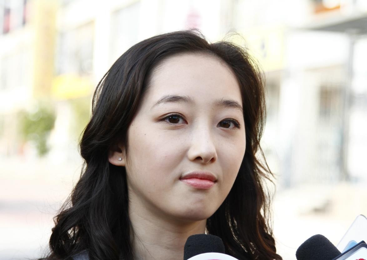 “高开低走”蒋梦婕：从出演林黛玉到小糊咖，综艺除名镜头一剪没