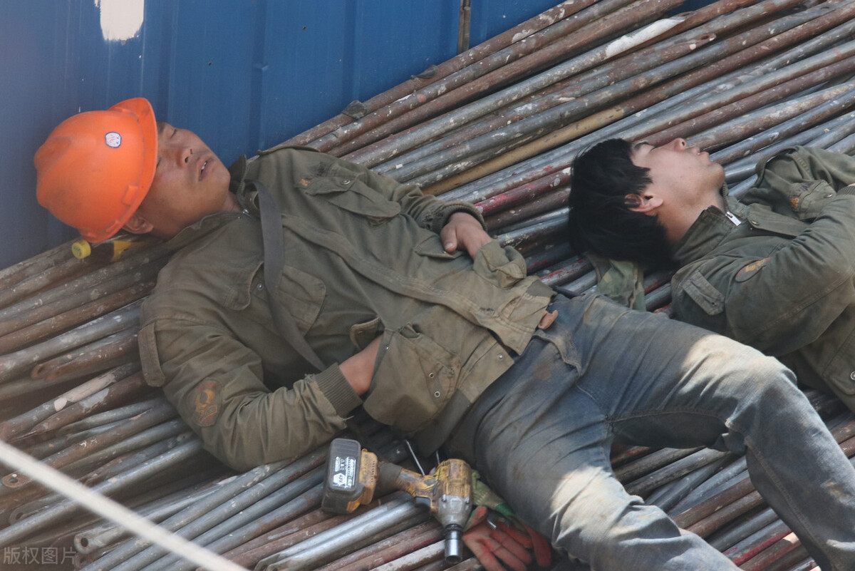 顶天立地的拼命三郎——一个农民工的心酸故事