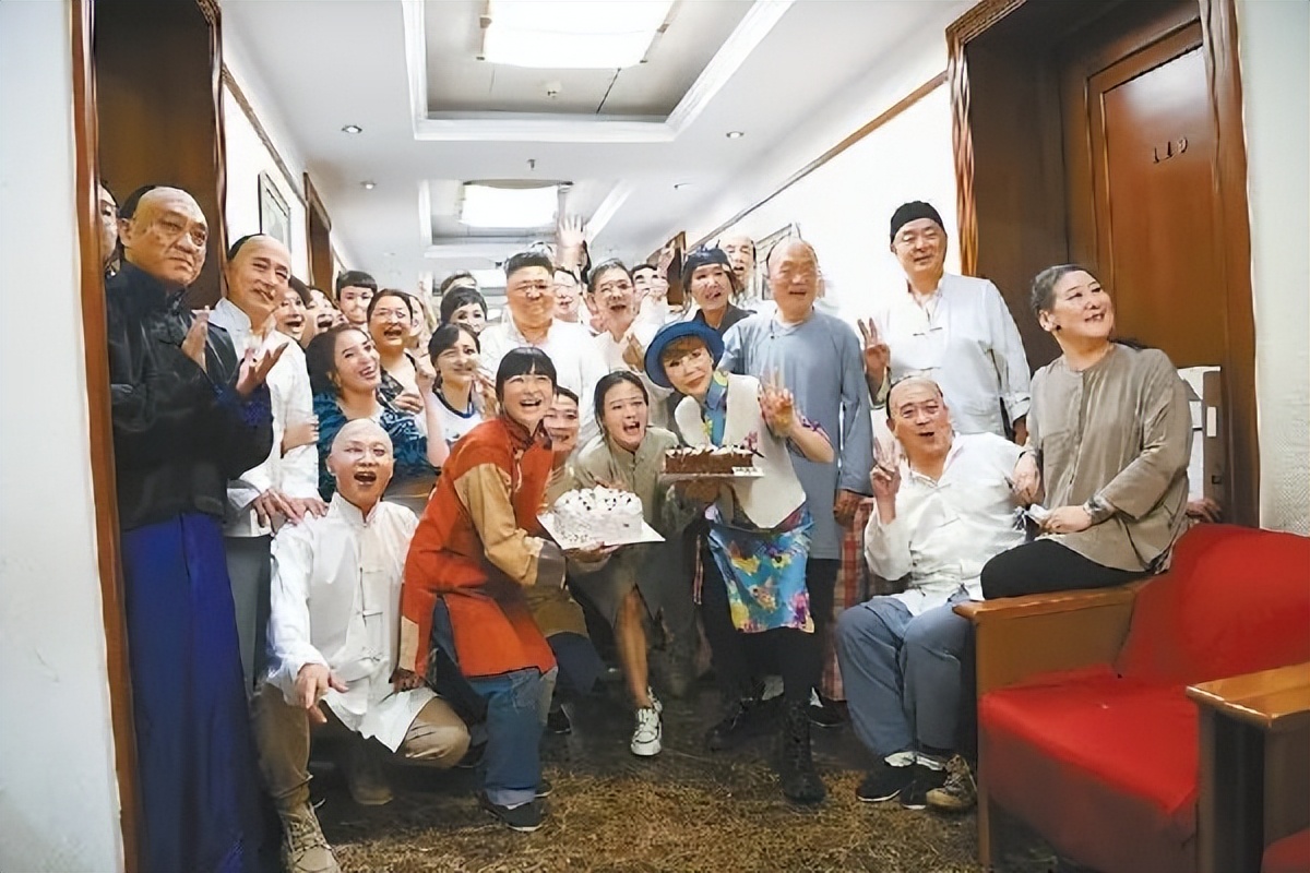 后街男孩成功举办全球首场线上音乐会，孟京辉却说这是一种堕落