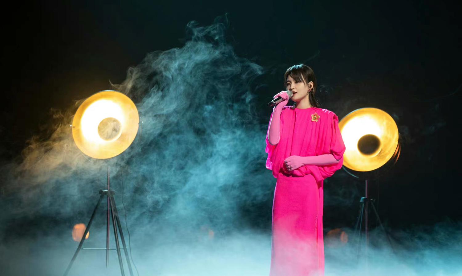 声生不息：4新人数据能打，2位歌手排名滑铁卢，周笔畅选曲获好评