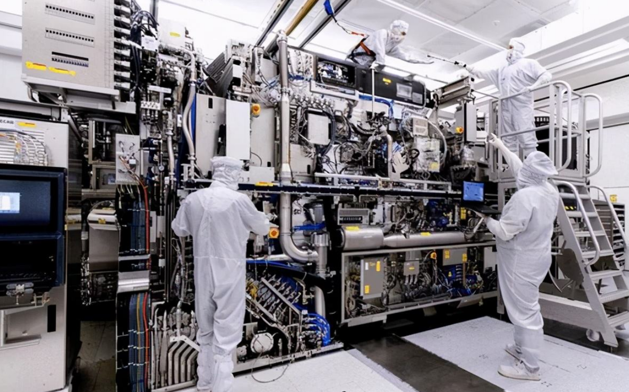 半导体学报公布，北大核心技术赫然在列，事关ASML的EUV光刻机