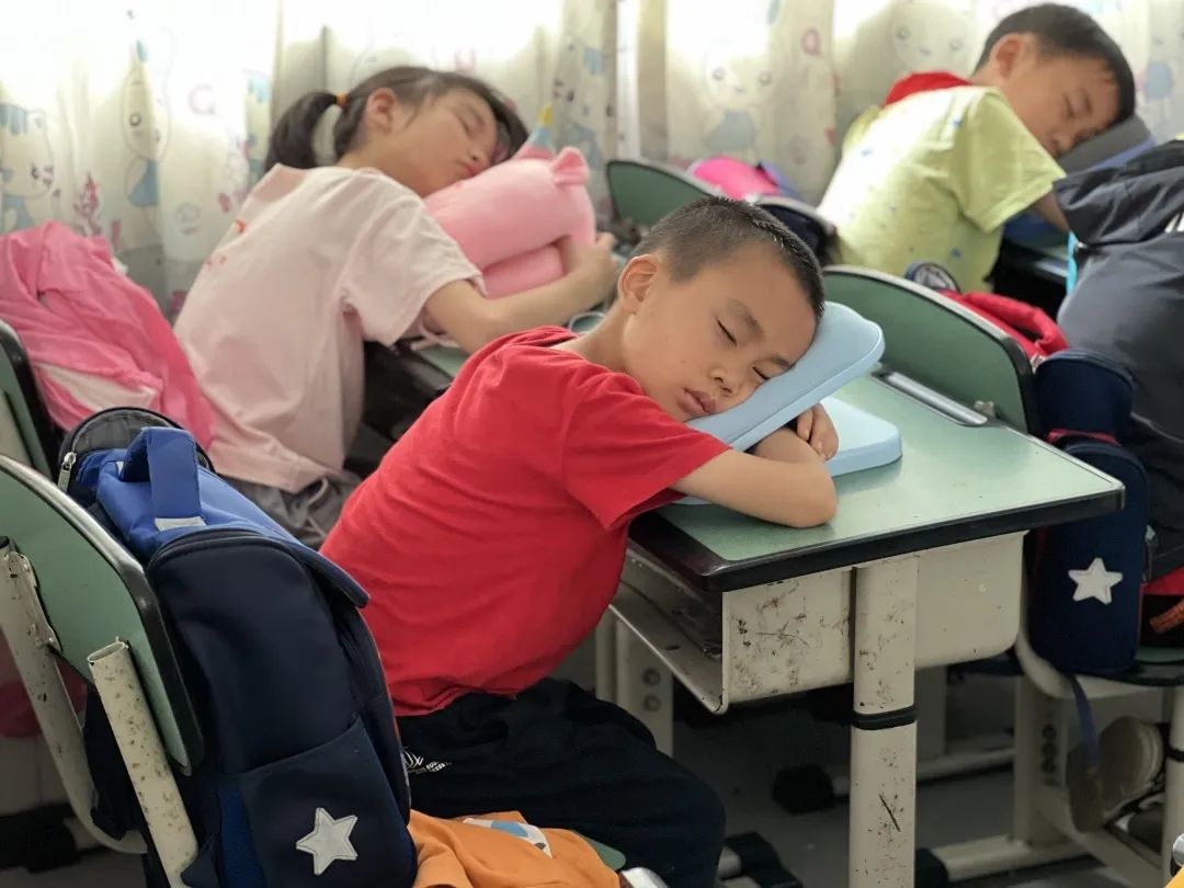 天府新区合江小学保障学生睡眠时间，促进身心健康，提高学习效率