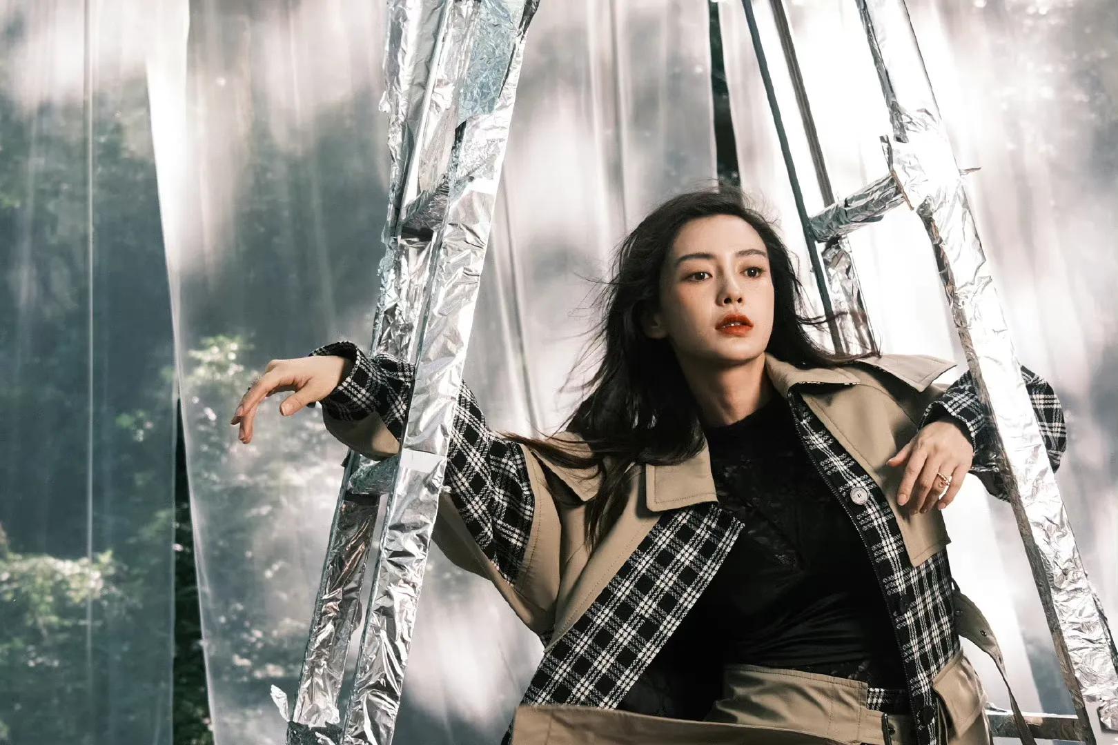 baby不愧是时尚女王！这气场一整个被拿捏住了