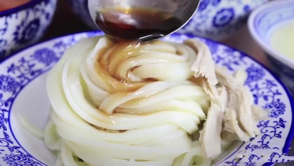 面皮的调料比例（凉皮料水的详细配方讲解）