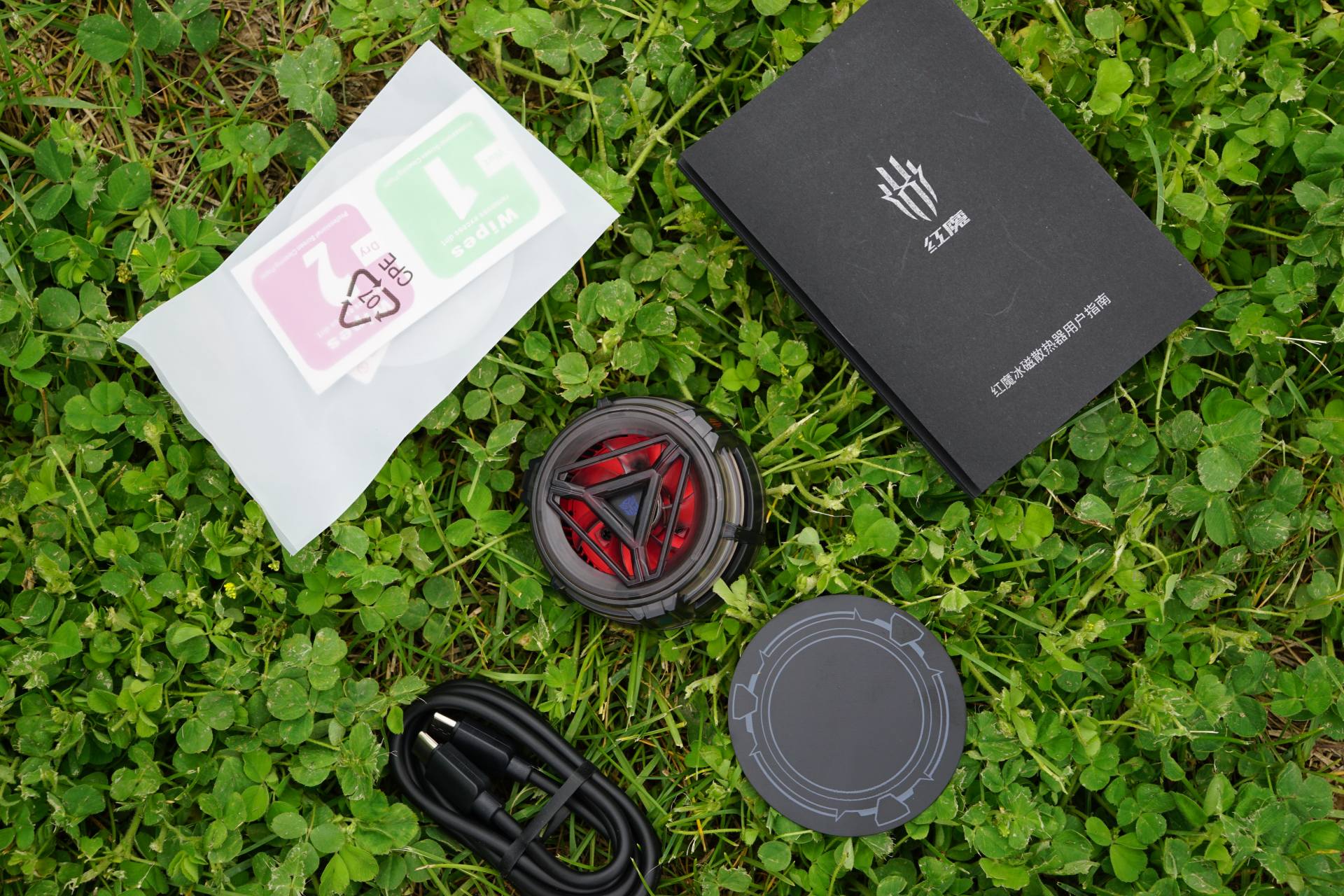 10秒有效制冷｜红魔磁吸散热器的神仙效率