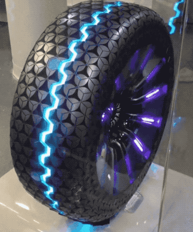 30张罕见的照片，巨石强森、奥尼尔、姚明比身高，巨石身高195cm