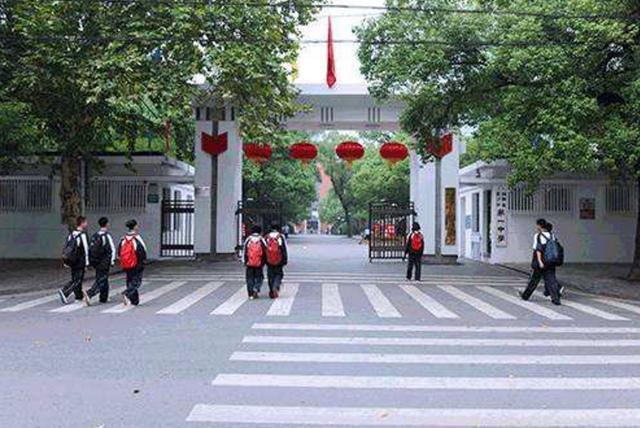 中国百强中学榜出炉！湖南有四所，能考上一只脚踏入重点大学校门