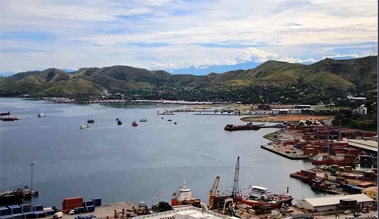 �Ĵ����Ǿ��������ų��ȣ������ձ��������˵ǽ��������й����ϴ�