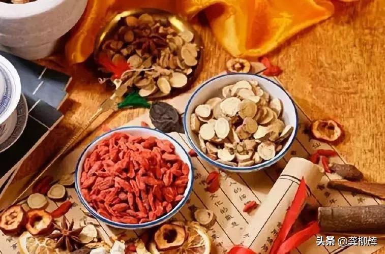 中国十大国粹｜书画武术、中药围棋、京剧汉服、茶饮瓷器剪纸刺绣