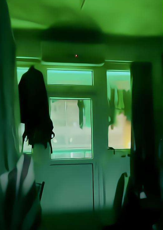 大学寝室"鬼屋"第一视角,"阴间宿舍"成焦点,学生直呼不敢住