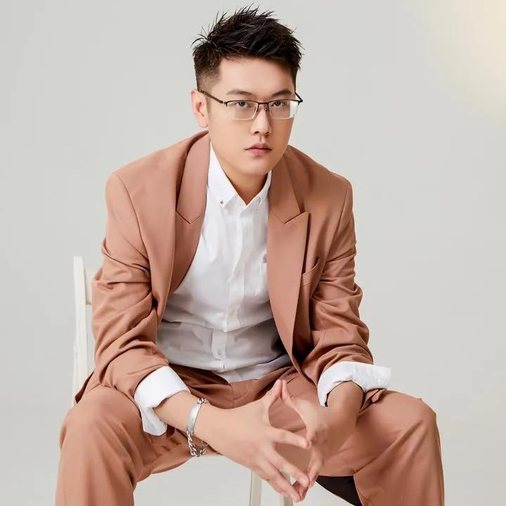 抖音粉丝千万级的男网红，你都关注了哪几个？