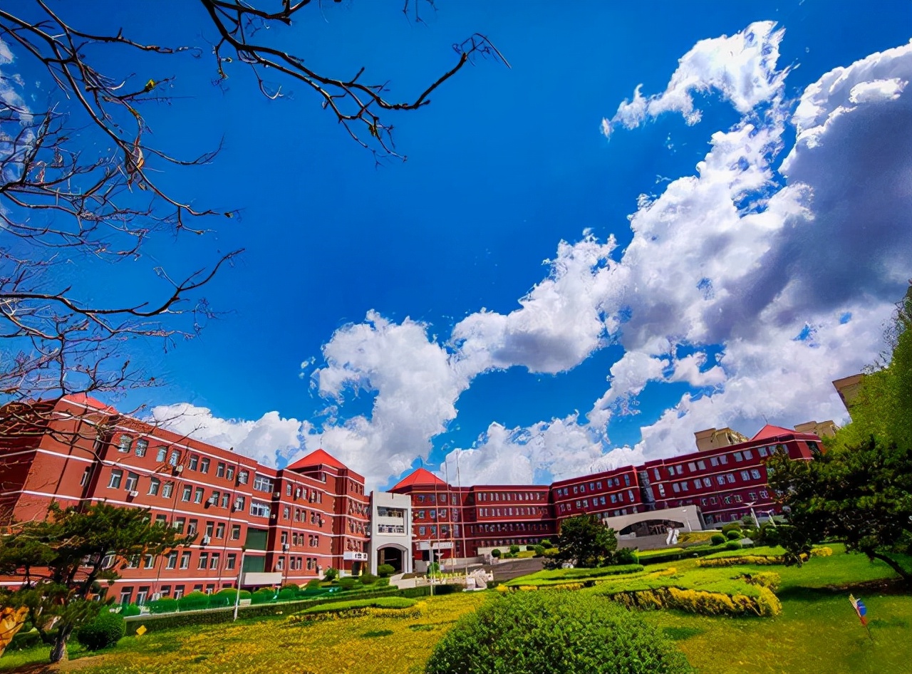 吉林科技大学（恭喜）