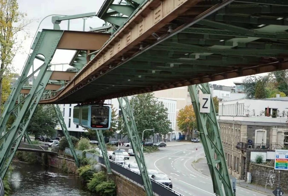 德国伍珀塔尔大学介绍及申请留学攻略，德国艺术作品集辅导机构