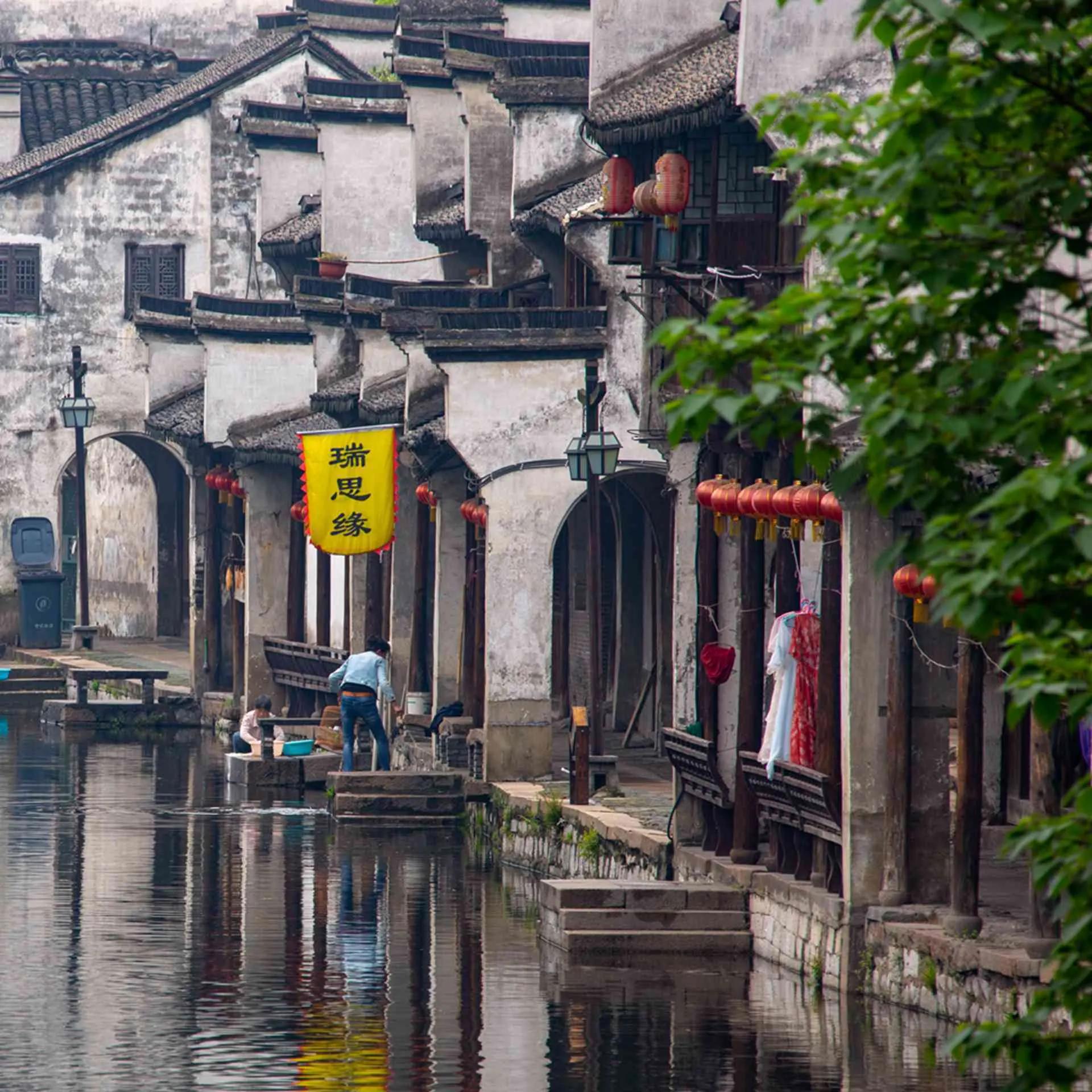细雨霏霏中的南浔古镇 江南水乡名镇