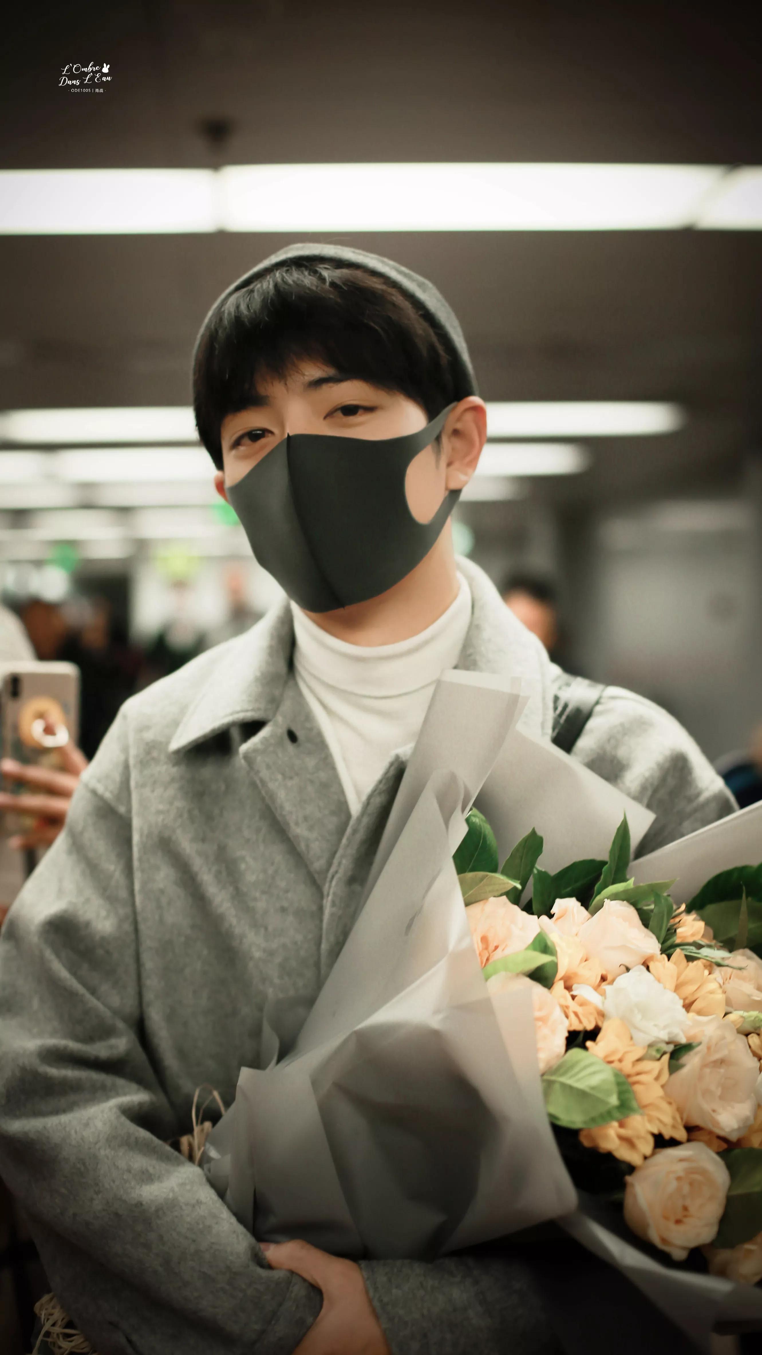 考古肖战:2018年9月—12月机场时间线汇总,今天请叫我收图狂魔