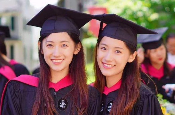 双胞胎外貌相似，高考防止代替考试有方法，“钻空子”几乎不可能