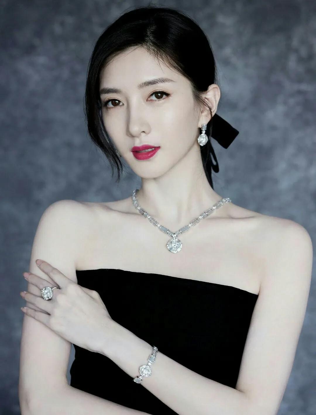 江疏影真的很美吗？