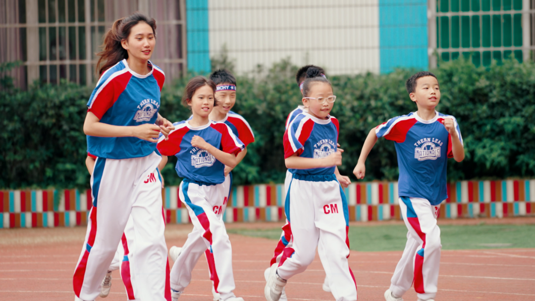 热烈祝贺华阳实验小学被评为“教师和校（园）长发展基地校”