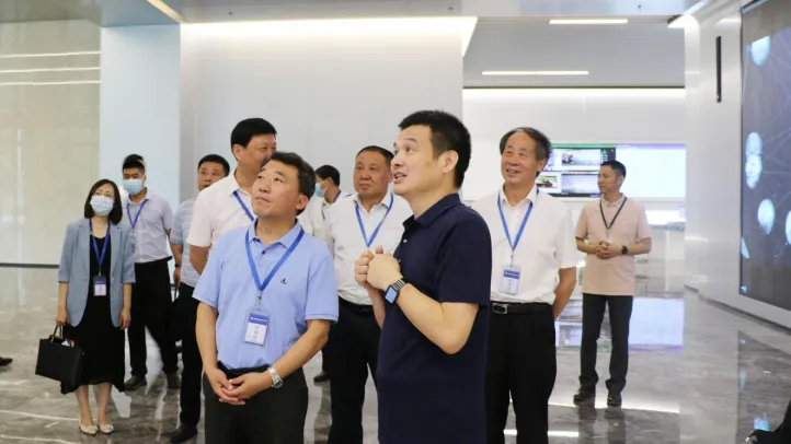 黄石市委常委、统战部长俞远汉一行赴粤考察